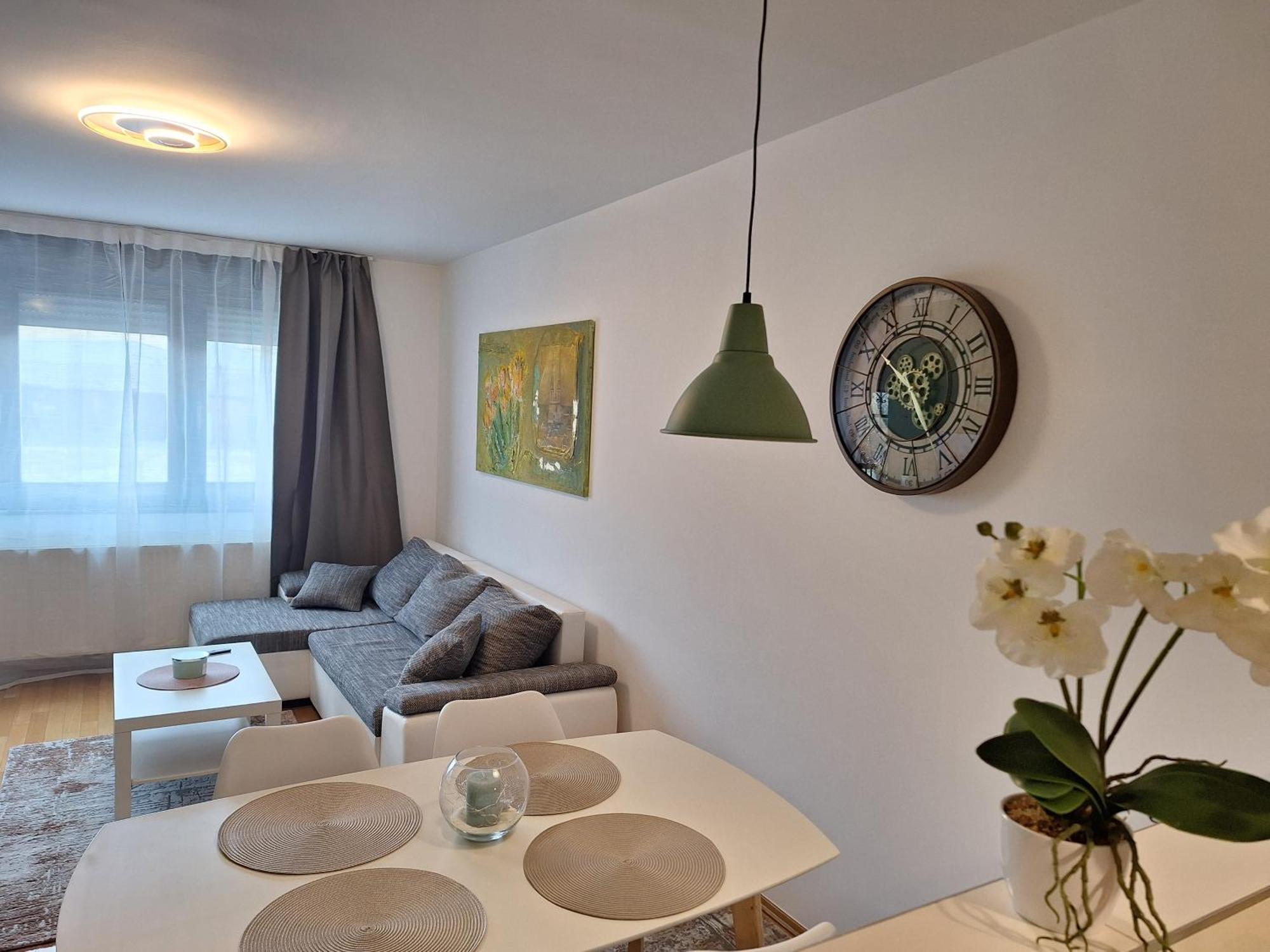 Apartman Lory, Zagreb, Downtown, With Own Parking In The Garage Exteriér fotografie