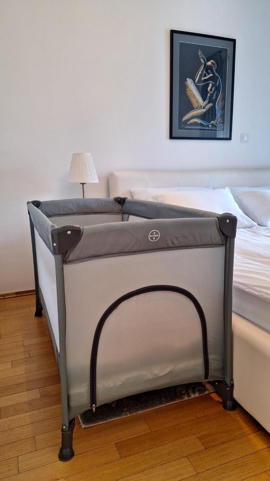 Apartman Lory, Zagreb, Downtown, With Own Parking In The Garage Exteriér fotografie