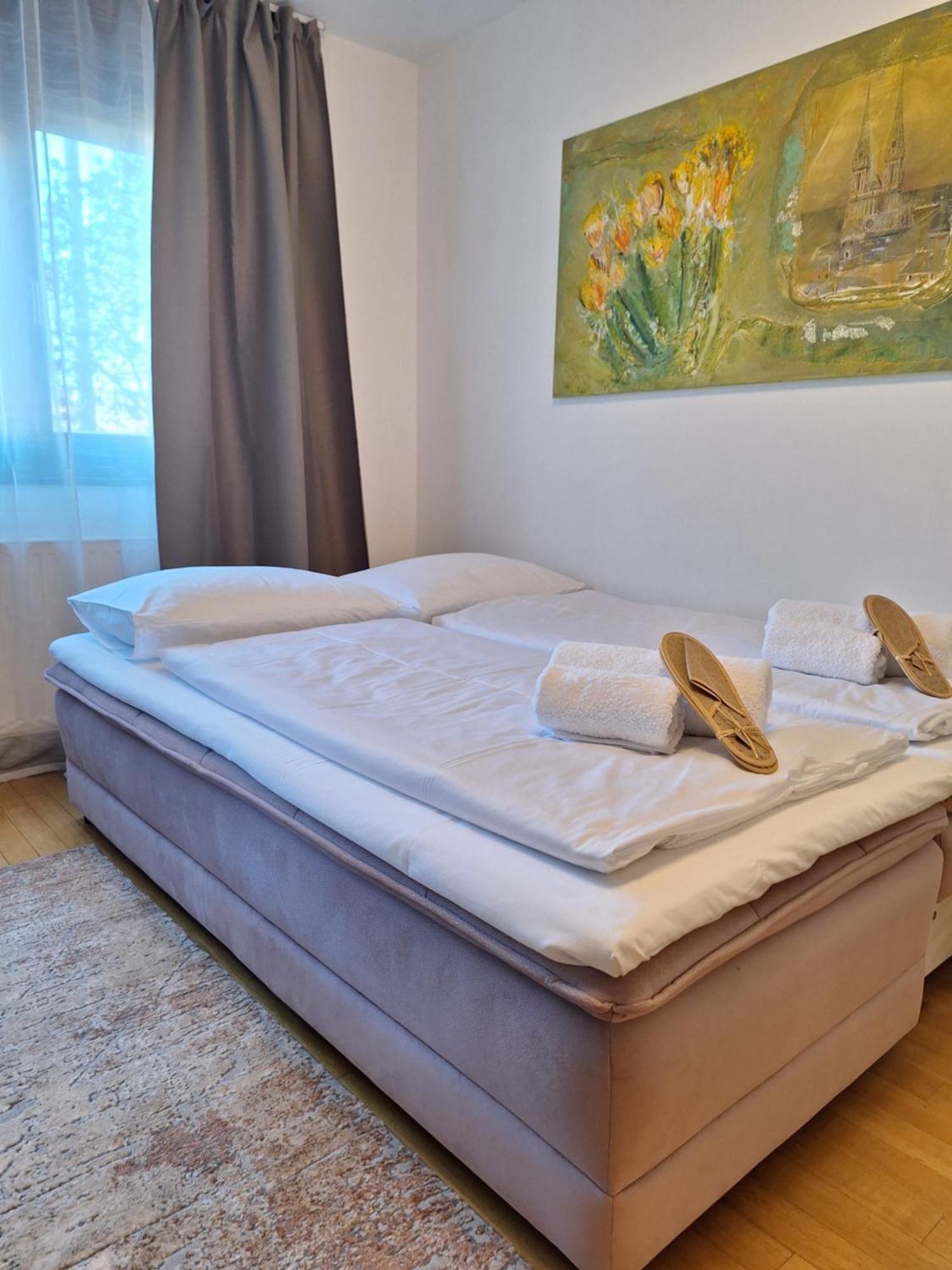 Apartman Lory, Zagreb, Downtown, With Own Parking In The Garage Exteriér fotografie